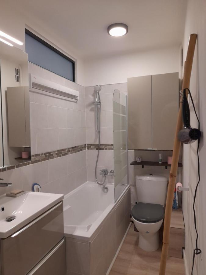 Chez Isabelle Et Virgile Bel Appartement, Avec Vues, A 50M De La Plage Palavas-les-Flots Bagian luar foto