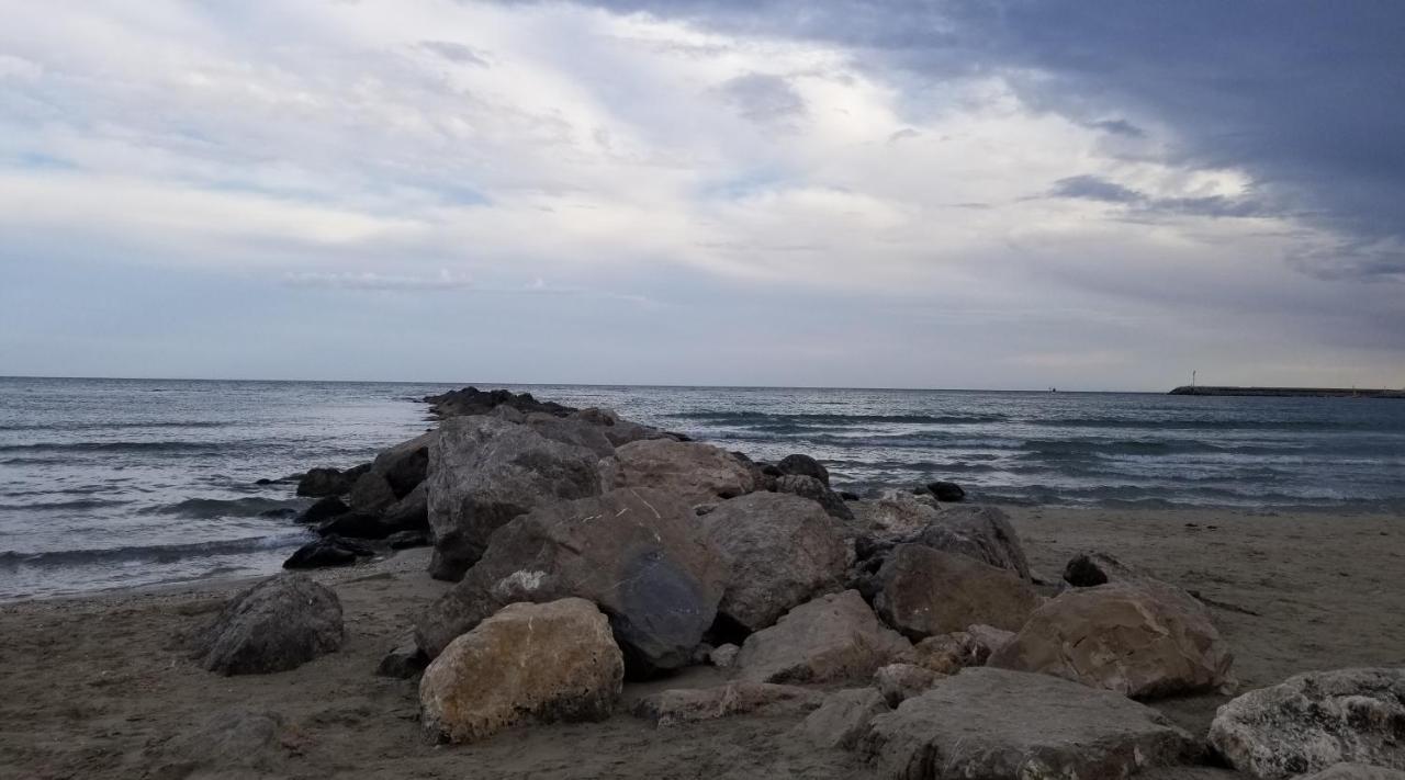 Chez Isabelle Et Virgile Bel Appartement, Avec Vues, A 50M De La Plage Palavas-les-Flots Bagian luar foto